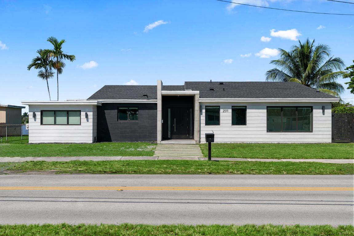 2511 NE 209th Terrace