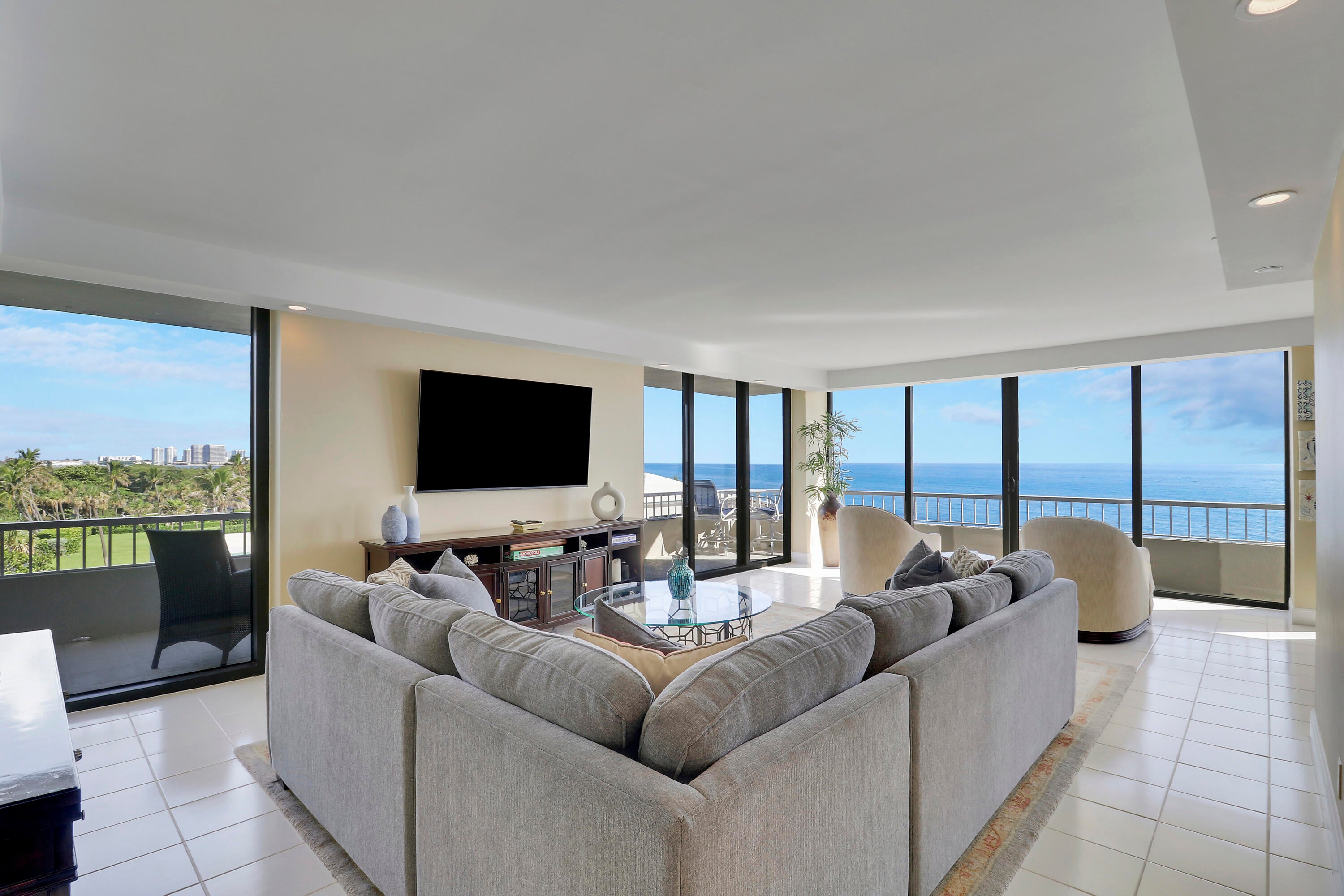 5510 N OCEAN Drive 4C