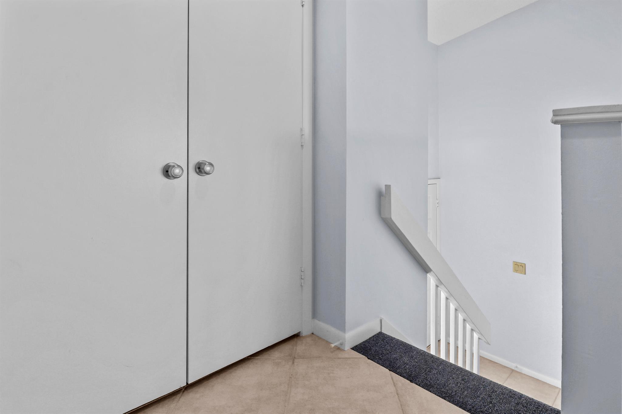 CLUBHOUSE COURT CONDO - Residential Lease