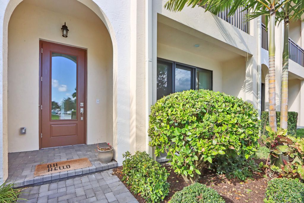 Photo of 5173 Beckman Terrace, Palm Beach Gardens, FL 33418 (MLS # R10923824)