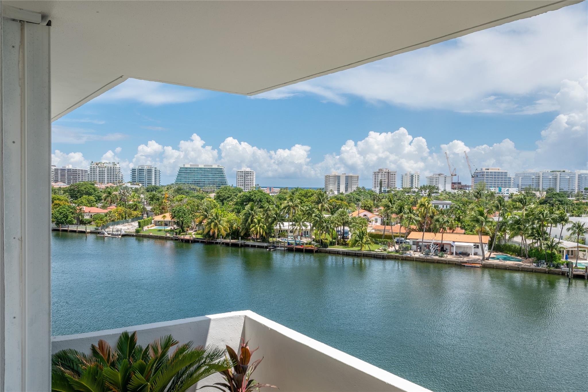 9101 E Bay Harbor Dr 601