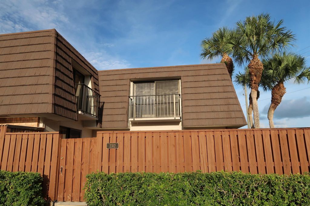 Photo of 2312 23rd Court, Jupiter, FL 33477 (MLS # R10917713)