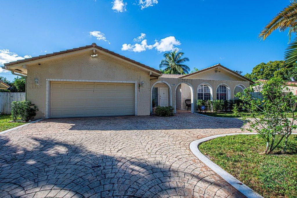 Photo of 11200 NW 39th Court, Coral Springs, FL 33065 (MLS # F10534250)