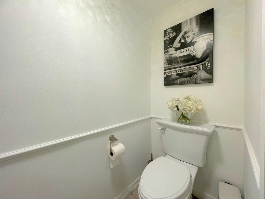 CHATEAU ON THE KNOLL - Residential