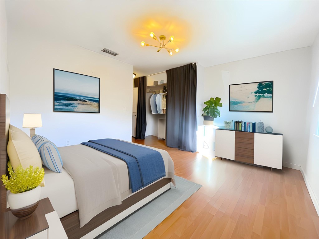 CHATEAU ON THE KNOLL - Residential