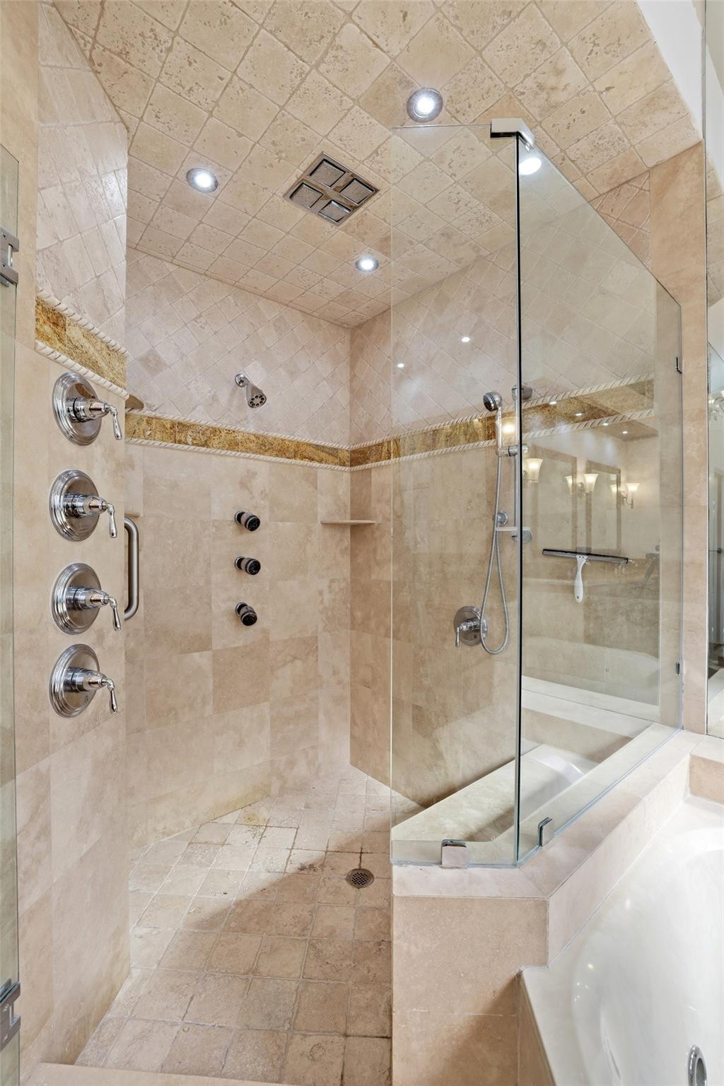 Oak Run Broken Sound - Residential