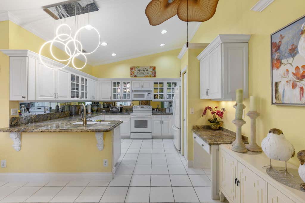 Photo of 18419 Via Di Regina, Boca Raton, FL 33496 (MLS # R10950402)