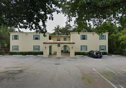 16 SW 9th St Unit 205, Fort Lauderdale, FL MLS: F10499073