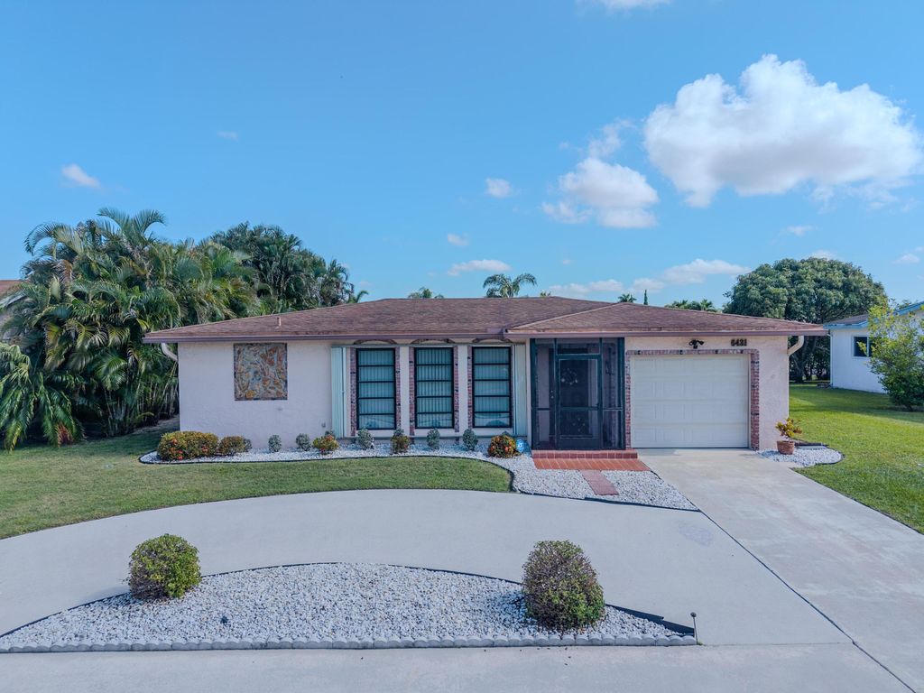Photo of 6431 Hitchin Post Way, Delray Beach, FL 33484 (MLS # B26020426)