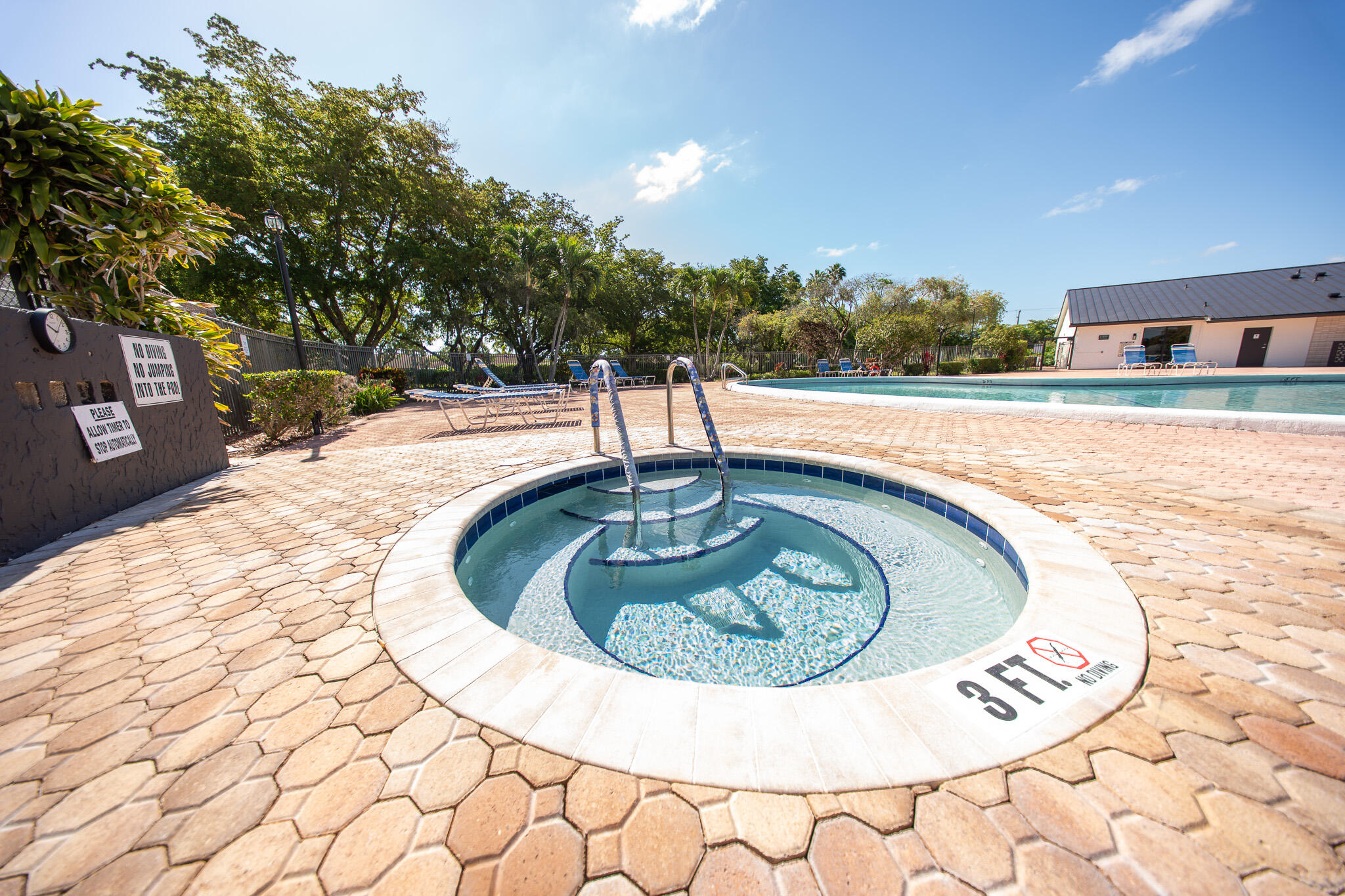 COCO WOOD LAKES SEC 2 - Residential