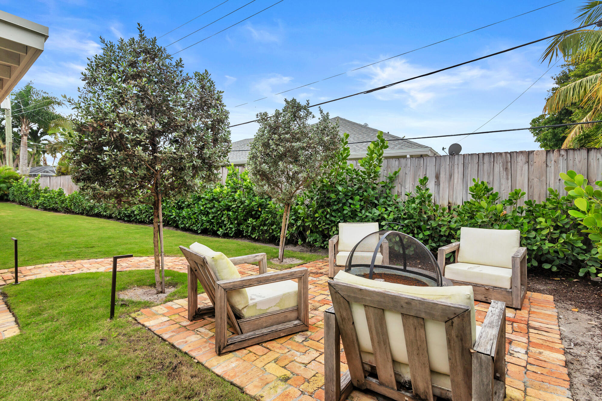 LAKE CLARKE ESTATES - Residential