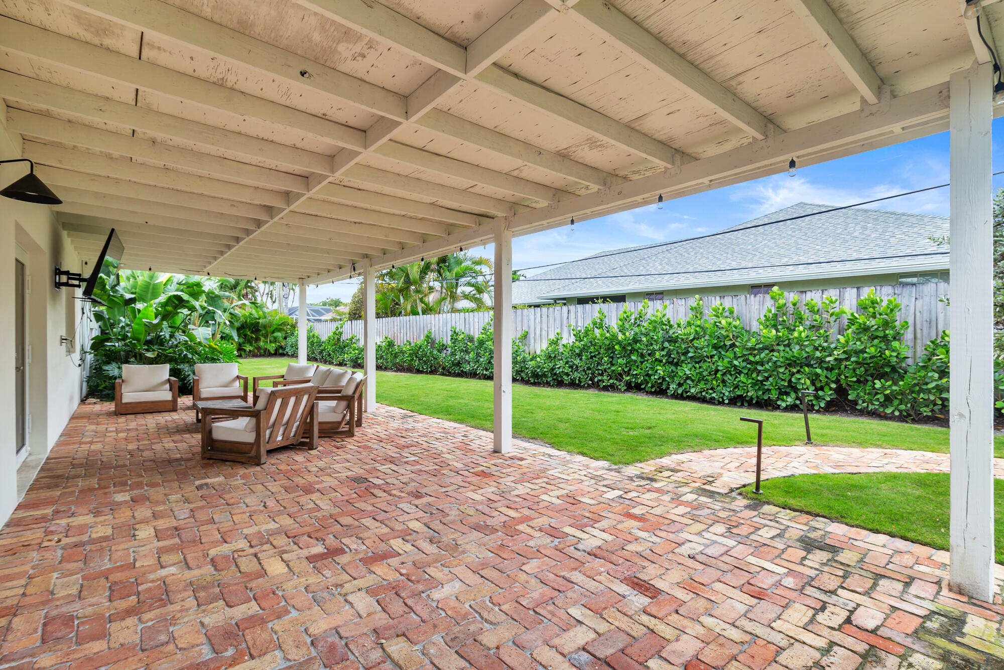 LAKE CLARKE ESTATES - Residential