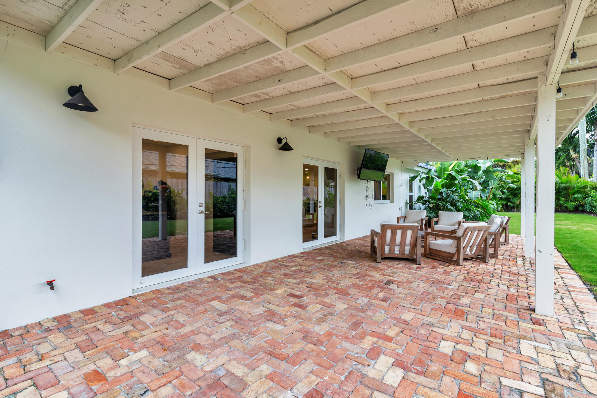 LAKE CLARKE ESTATES - Residential