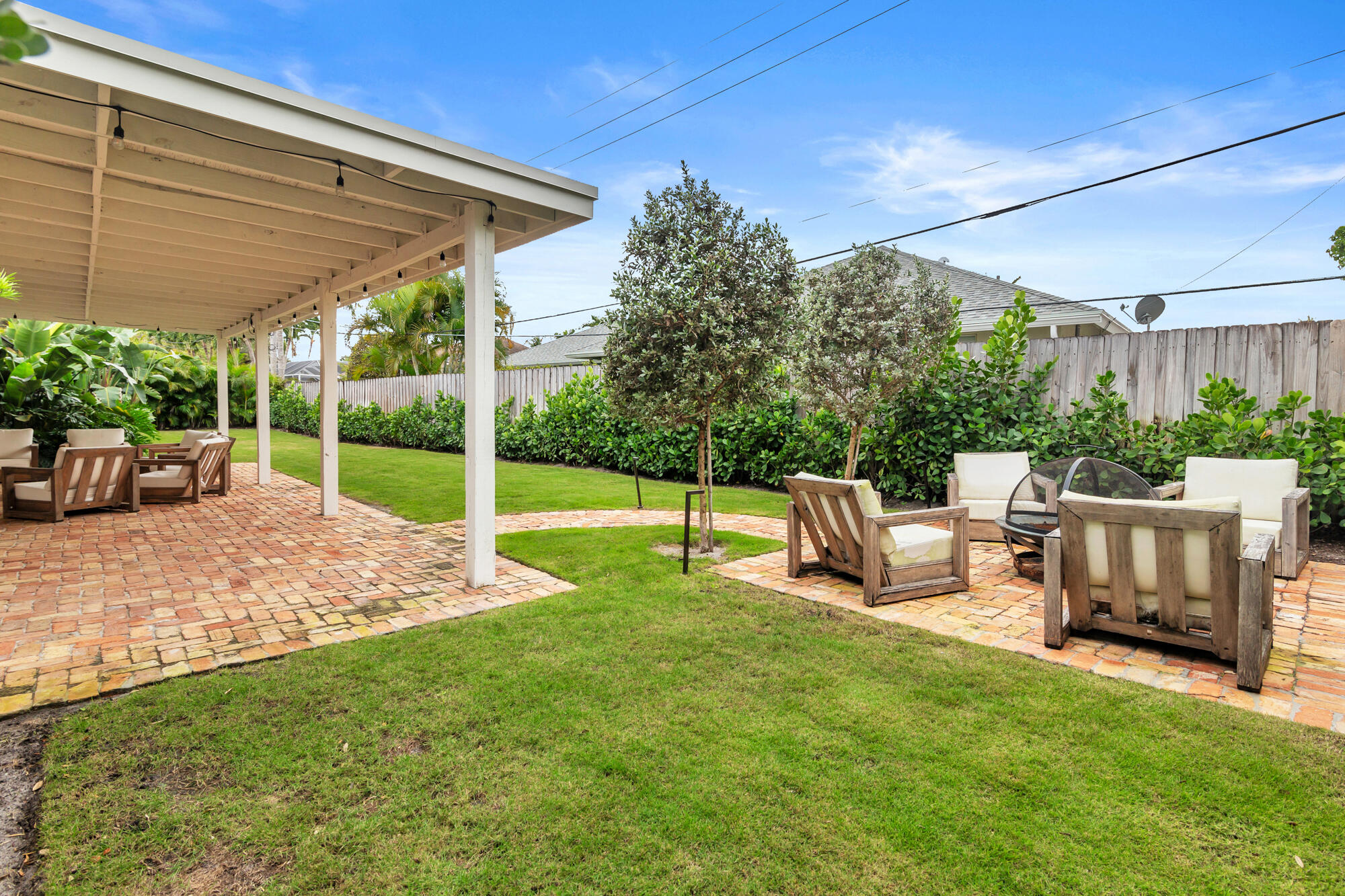 LAKE CLARKE ESTATES - Residential