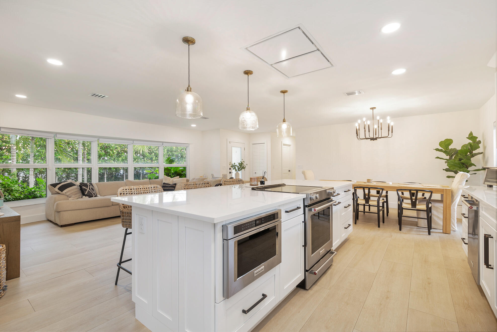 LAKE CLARKE ESTATES - Residential