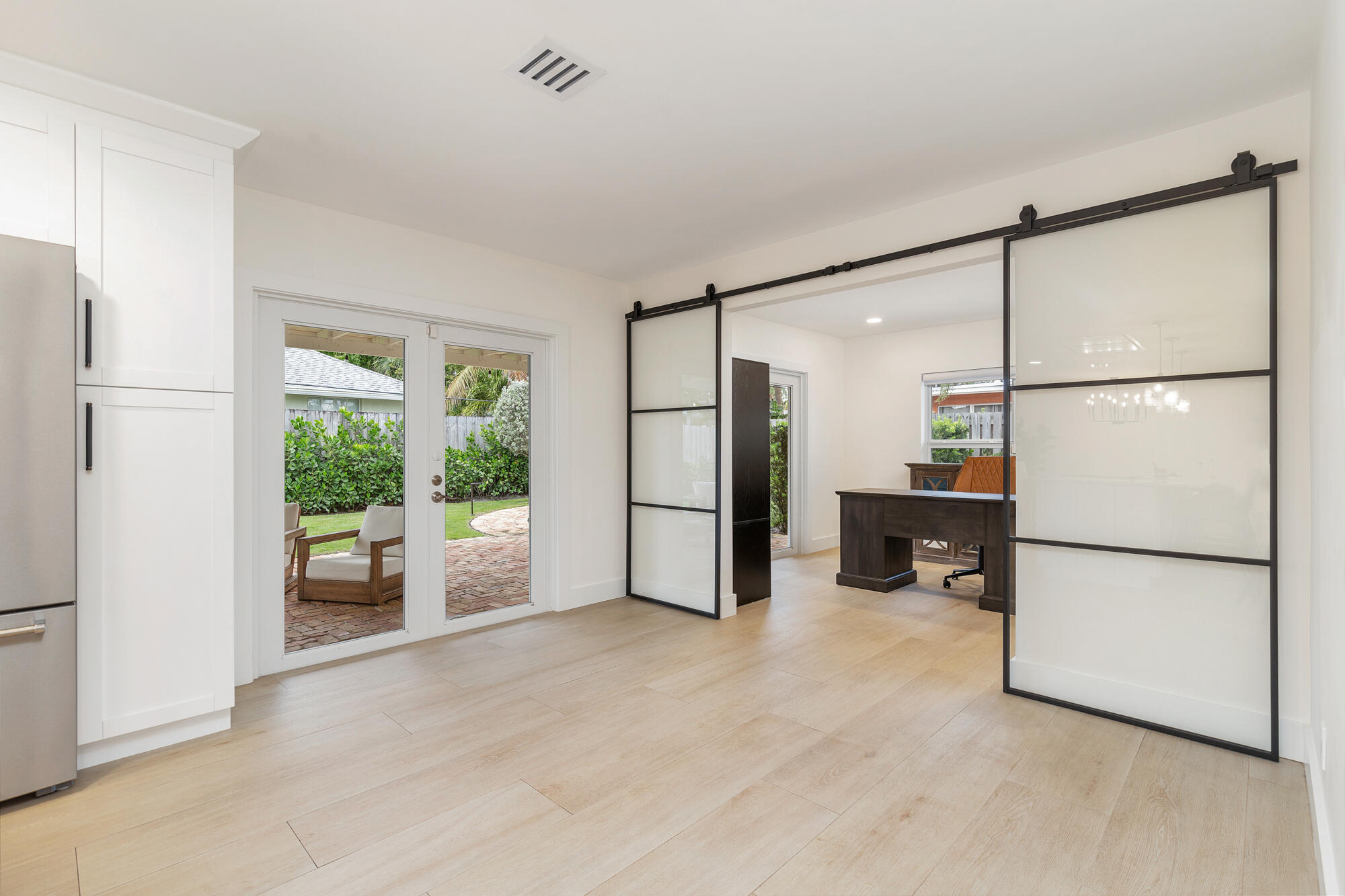 LAKE CLARKE ESTATES - Residential