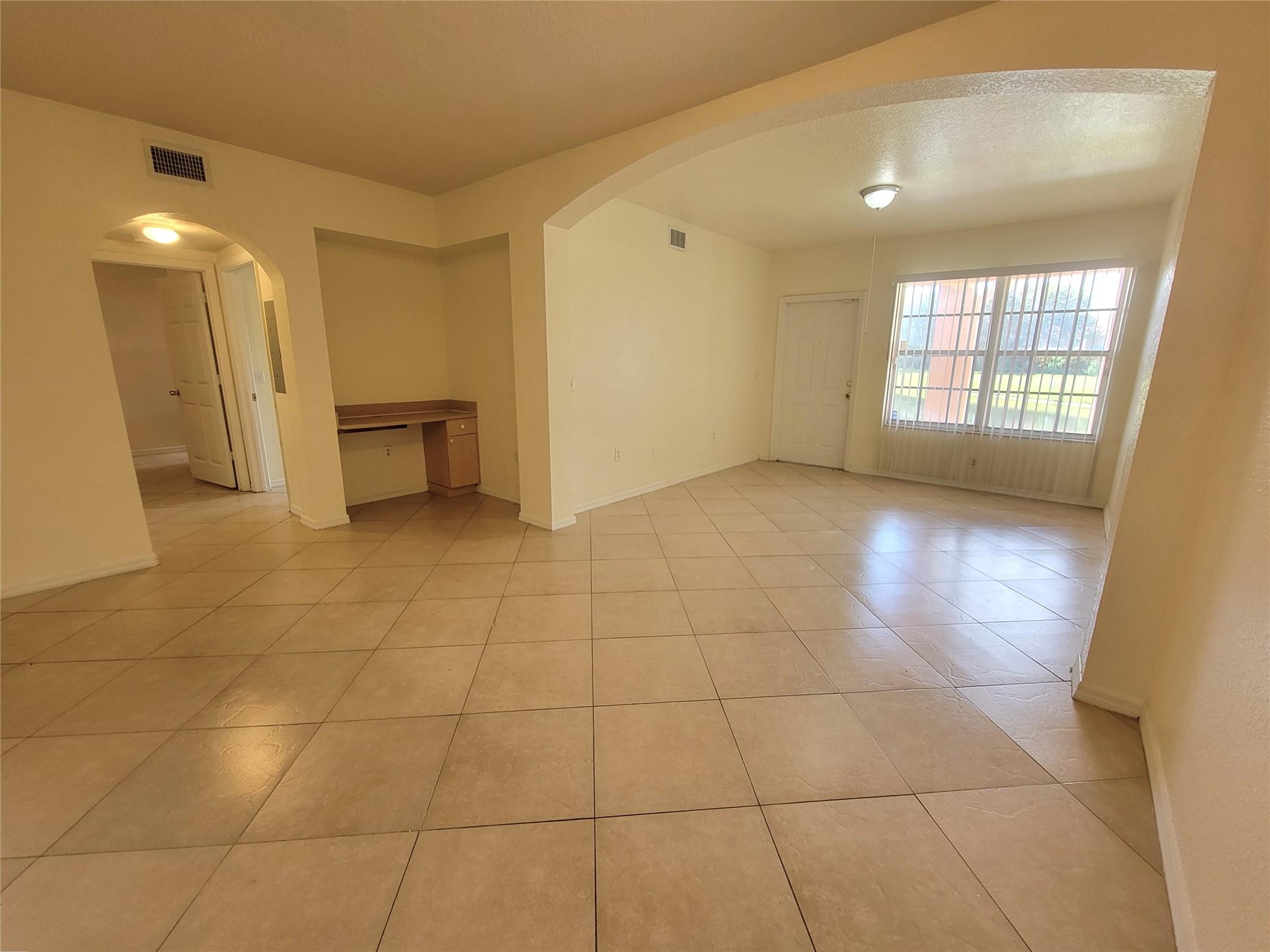 2109 Belmont Ln 2109