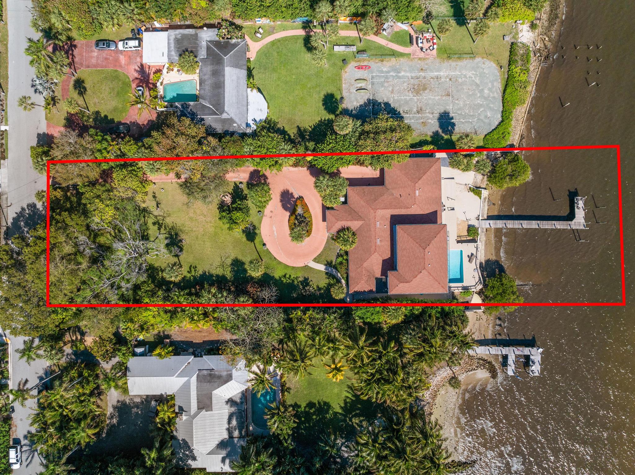 524/530 S Lakeside Drive
