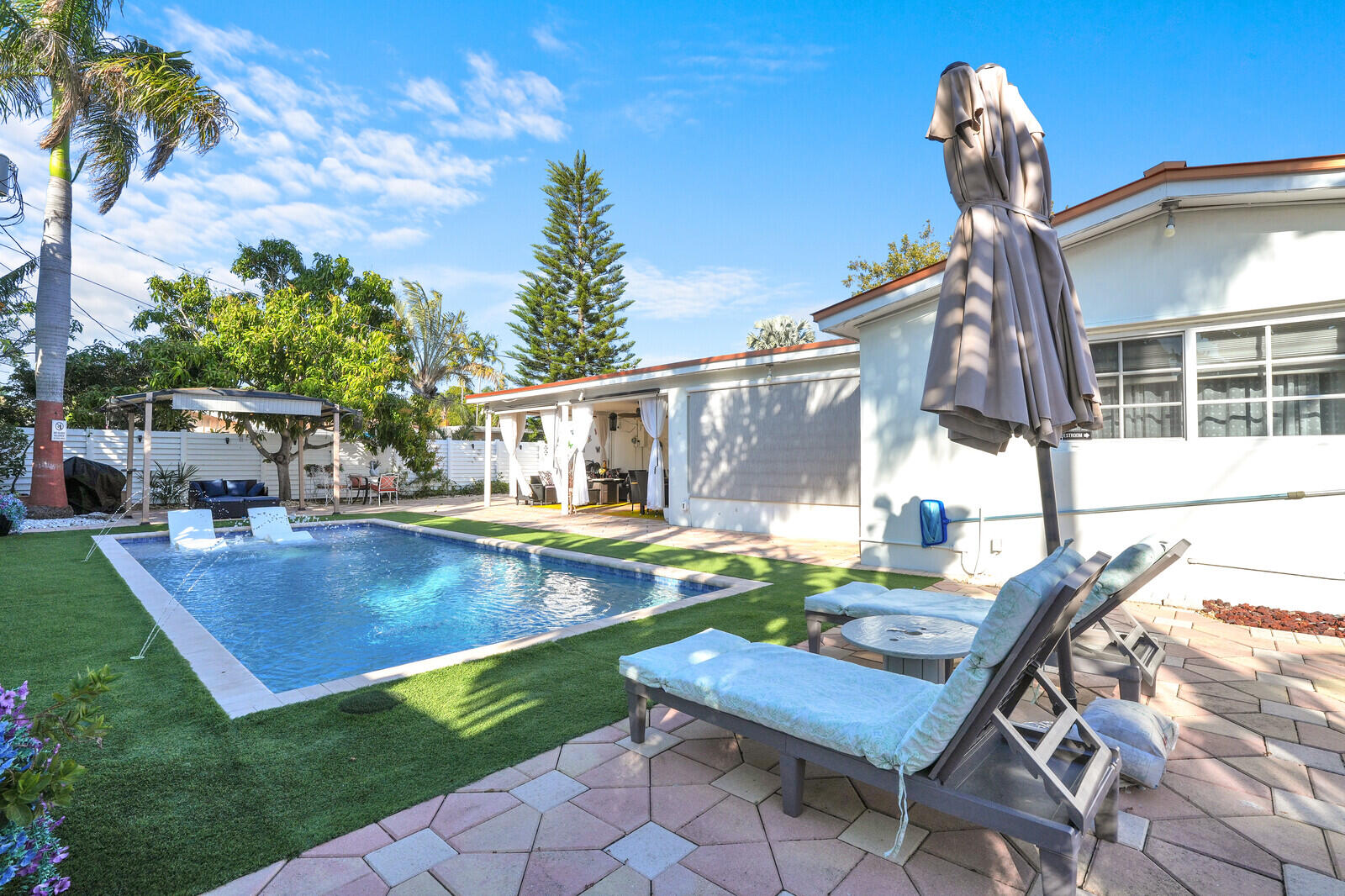 COVE 4TH SEC - Residential