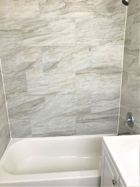 Oakland Manors Amd - Residential Lease