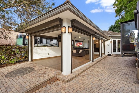 Tiny photo for 119 S Cortez Drive #119, Margate, FL 33068 (MLS # F10546300)