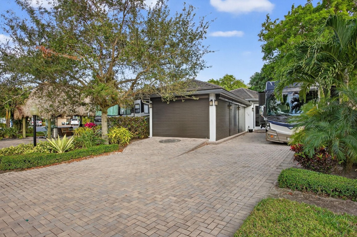 AZTEC RV Resort - Residential