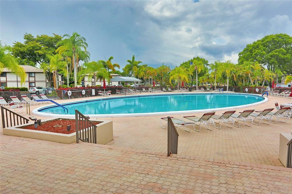 BELFORT CONDOMINIUM J - Residential