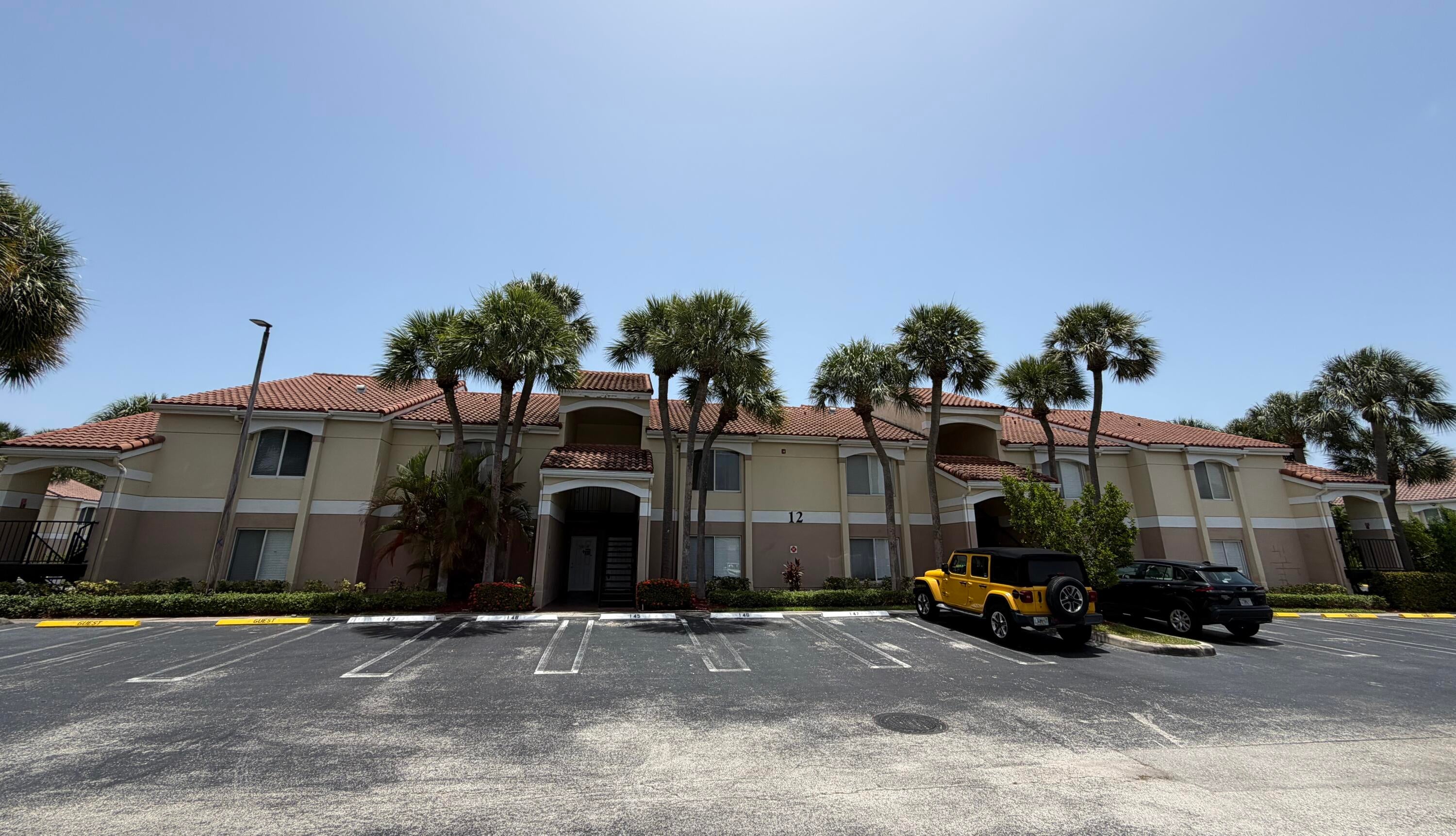 815 W Boynton Beach Boulevard