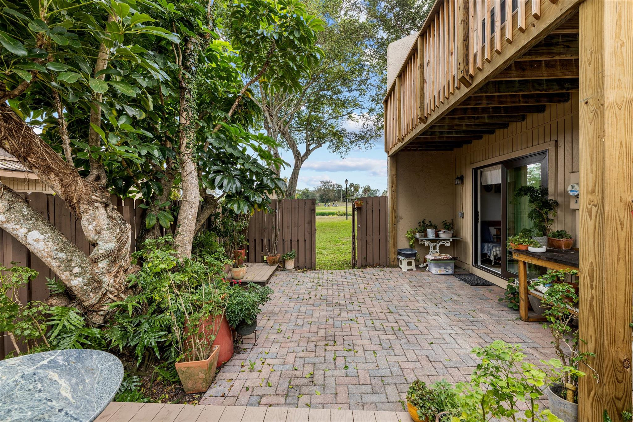 ARROWHEAD GOLF AND TENNIS CLUB - Residential Lease