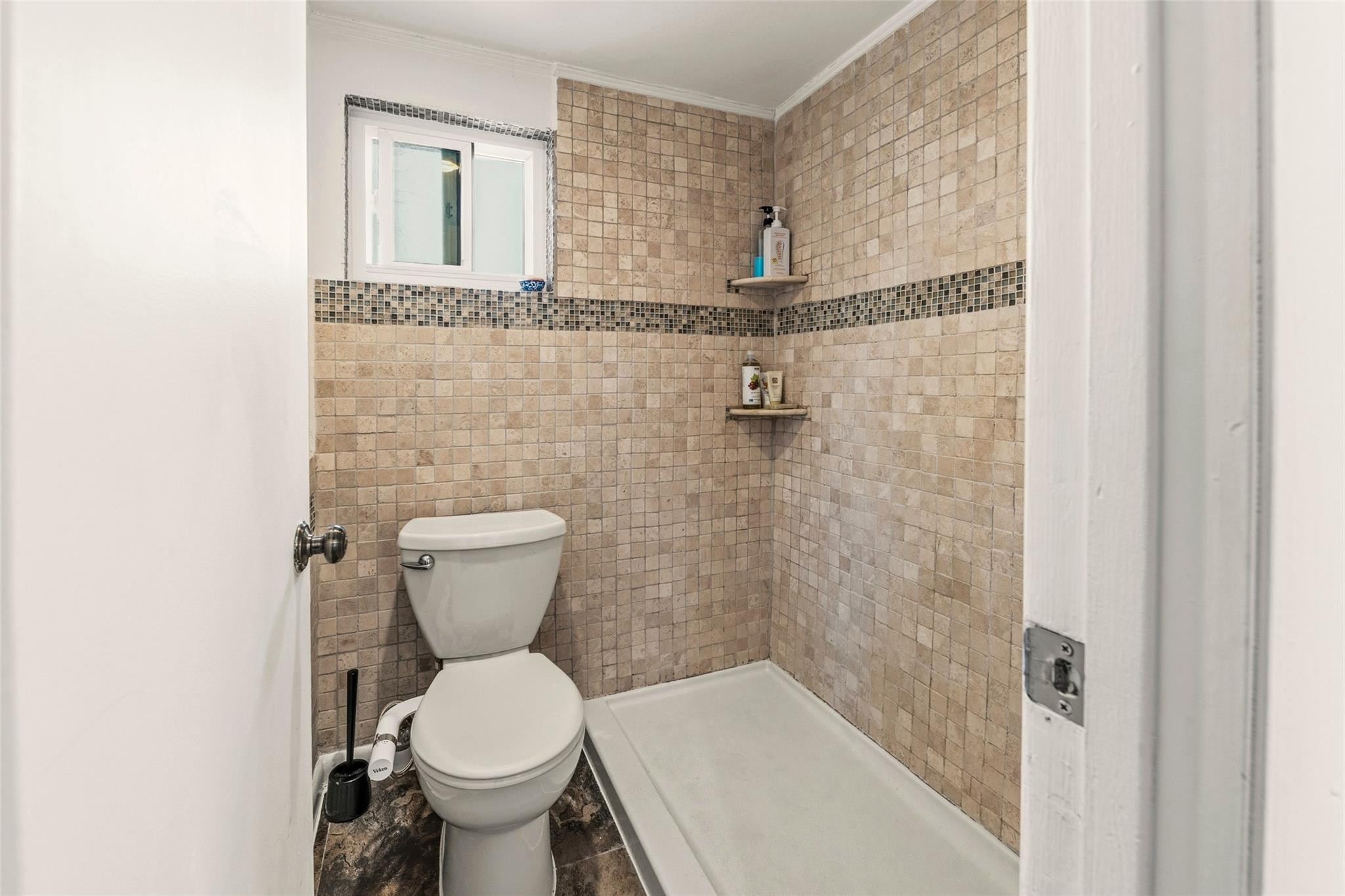 ARROWHEAD GOLF AND TENNIS CLUB - Residential Lease