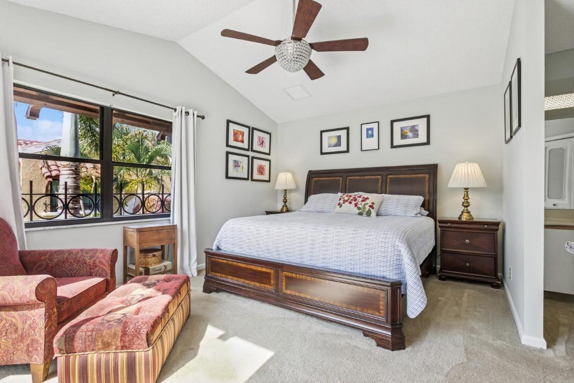 UNO LAGO - Residential