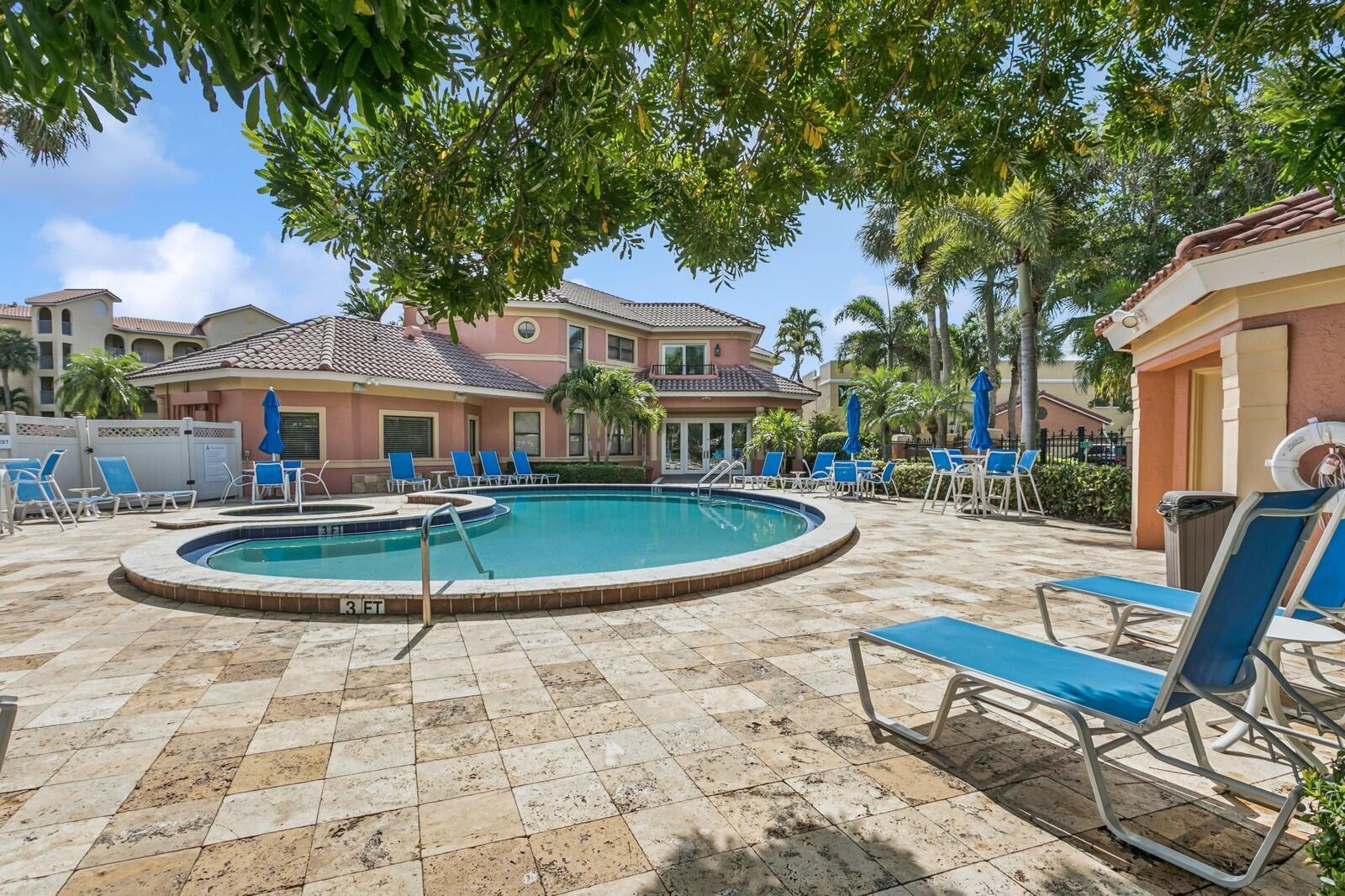 UNO LAGO - Residential