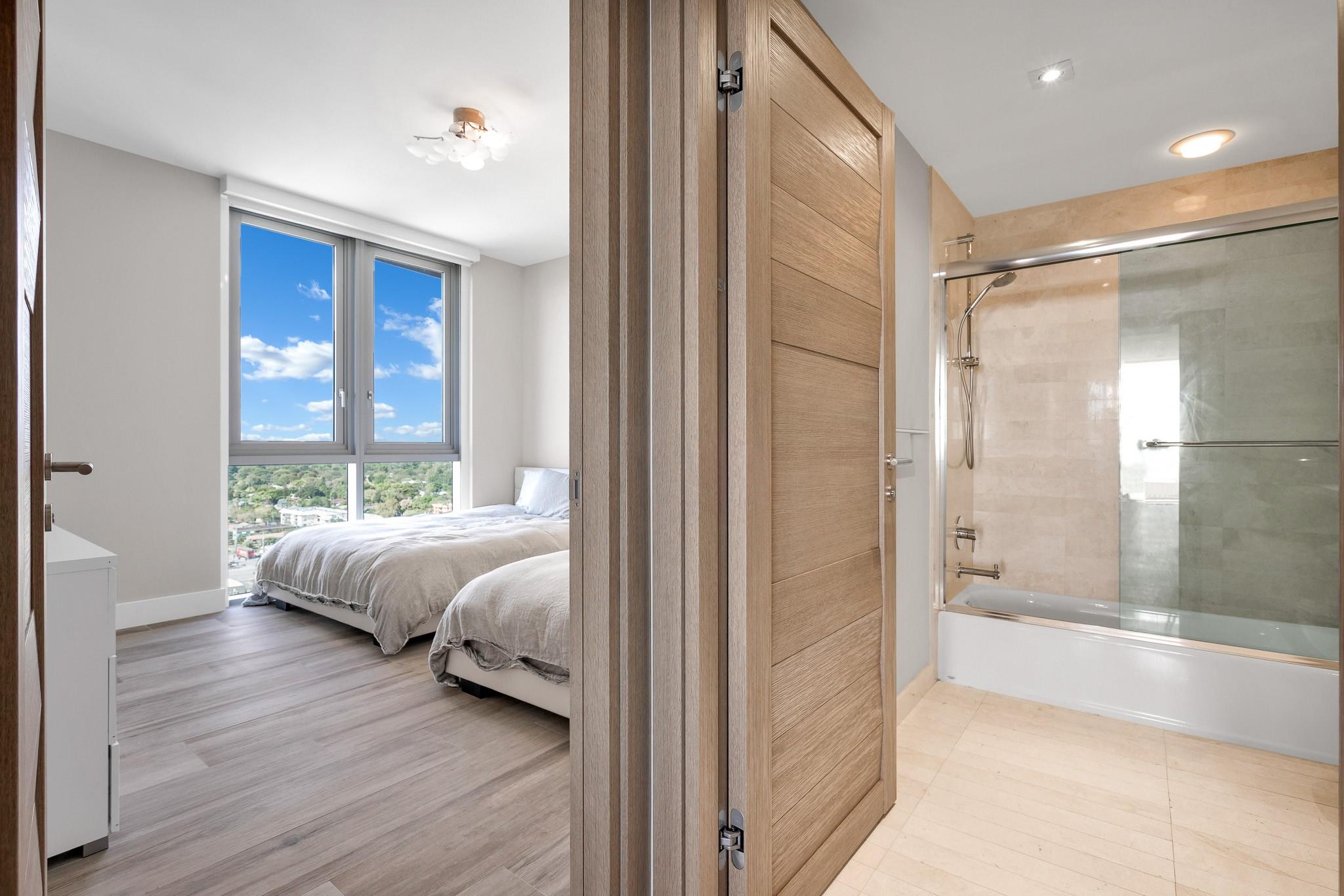 Marina Palms - Residential