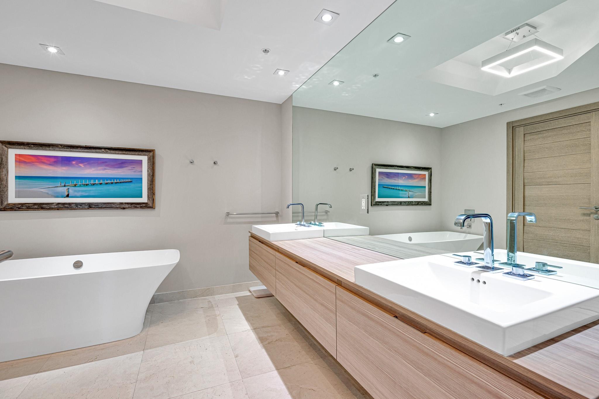 Marina Palms - Residential