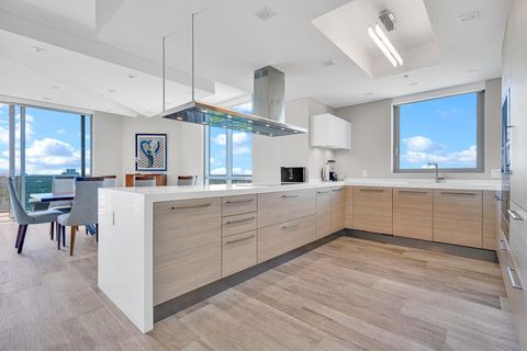 17111 Biscayne Blvd 1702 North Miami Beach FL 33160