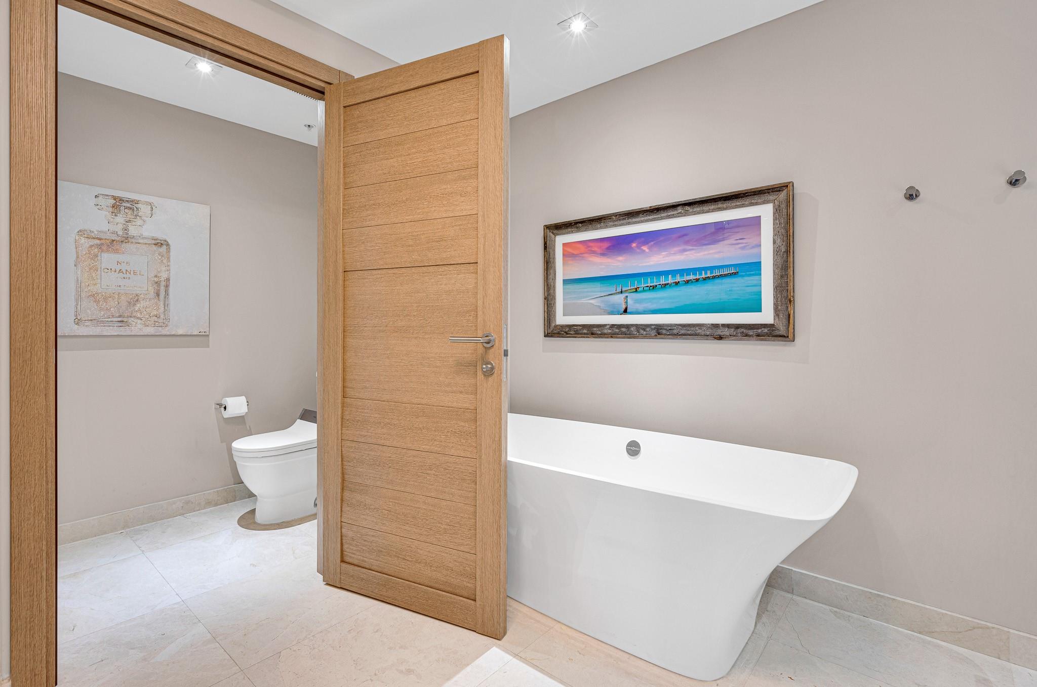 Marina Palms - Residential