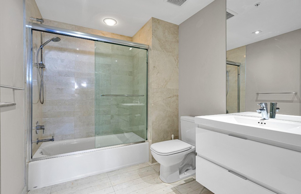 Marina Palms - Residential