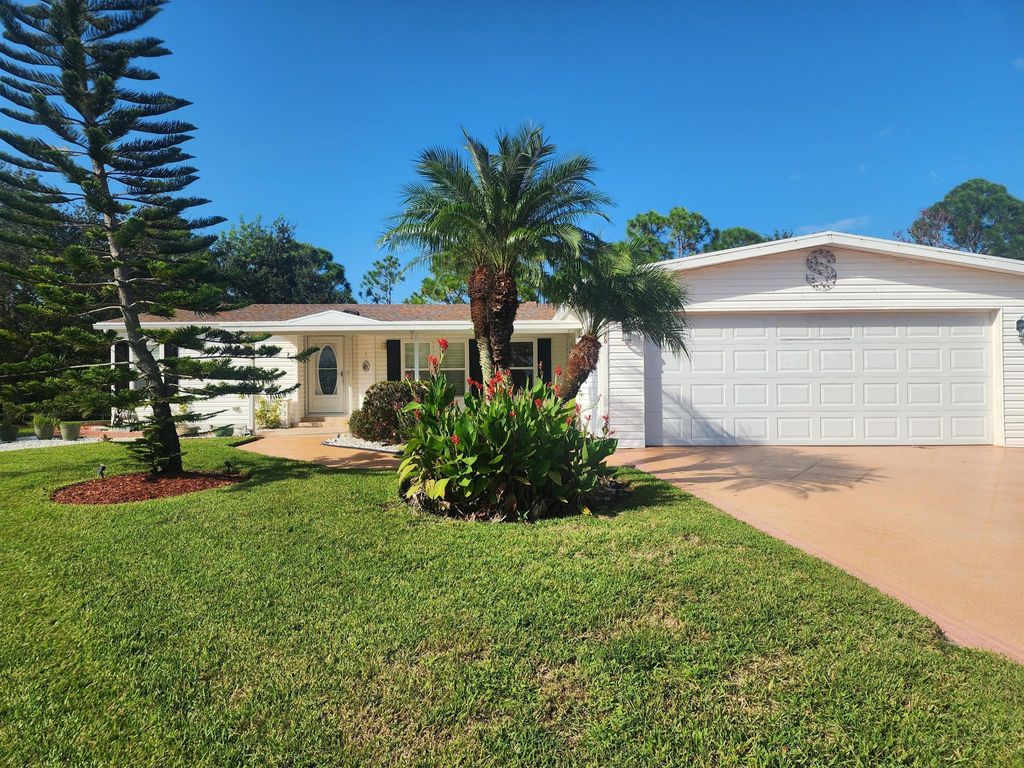 Photo of 2876 Eagles Nest Way, Port Saint Lucie, FL 34952 (MLS # R11129328)