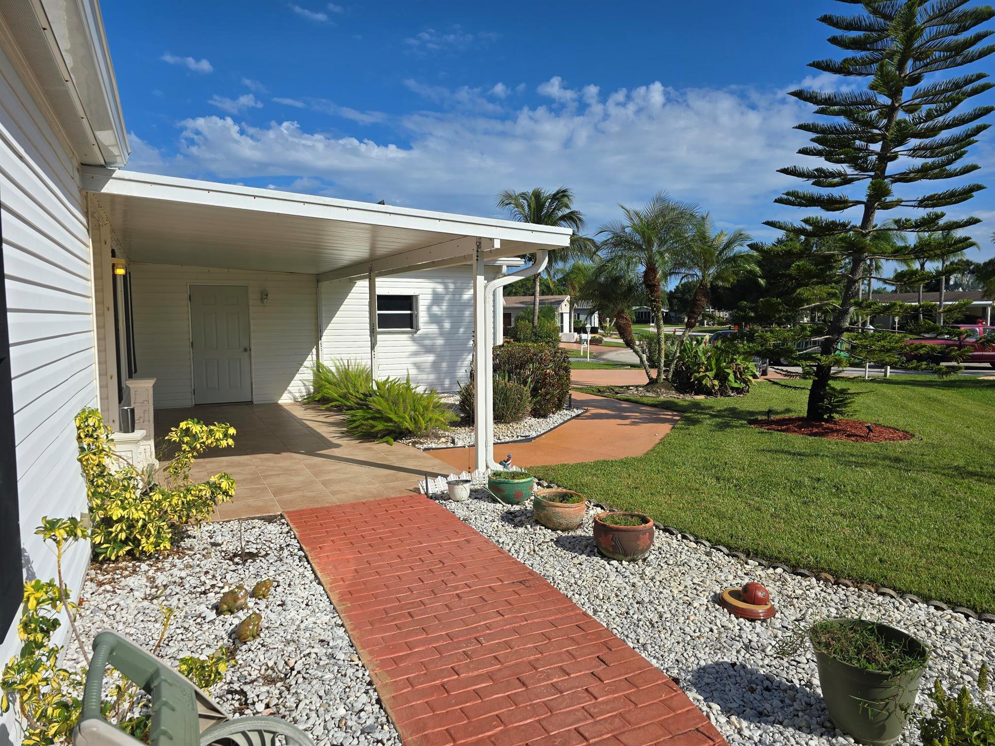 EAGLE'S RETREAT AT SAVANN - Residential