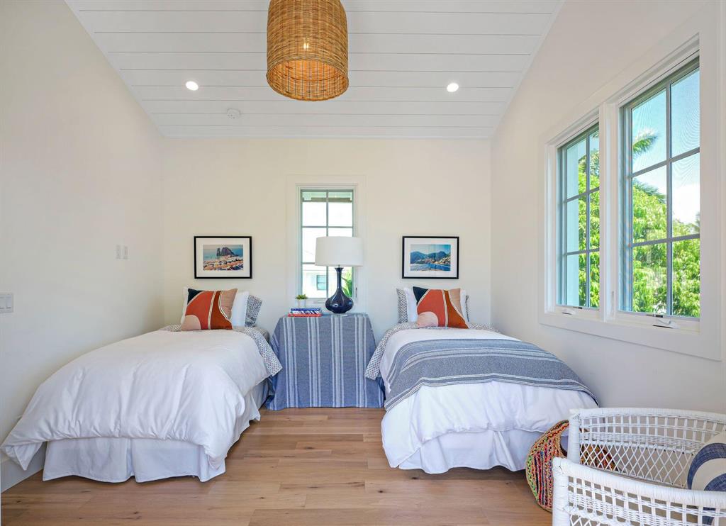 BUNGALOW PARK ADD - Residential