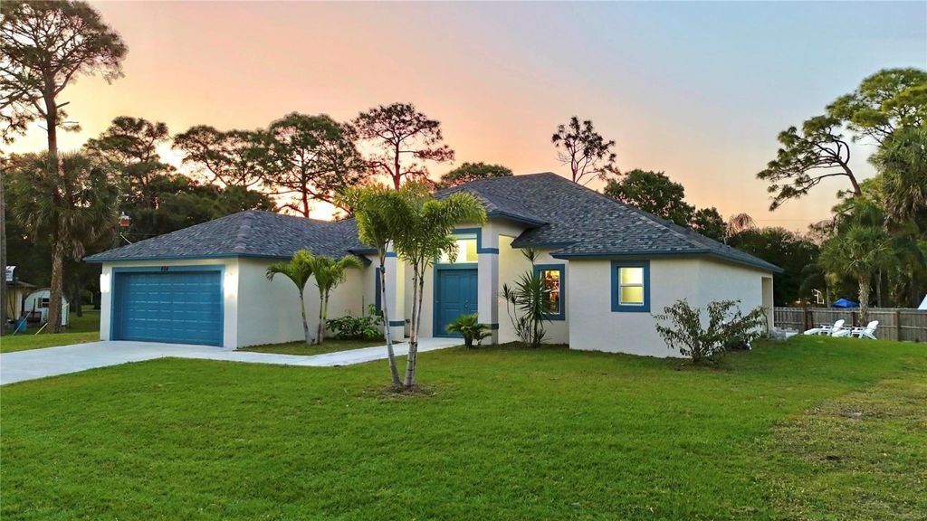 Photo of 404 Gregory Street, Fort Pierce, FL 34982 (MLS # F10494907)