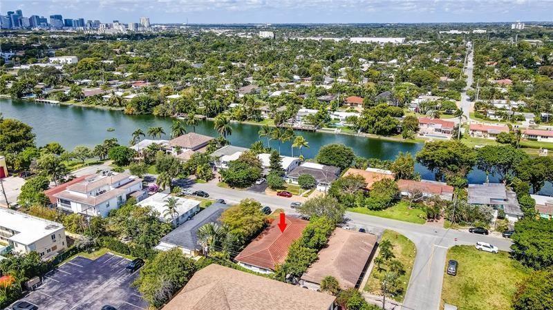 POINSETTIA HEIGHTS - Residential Lease