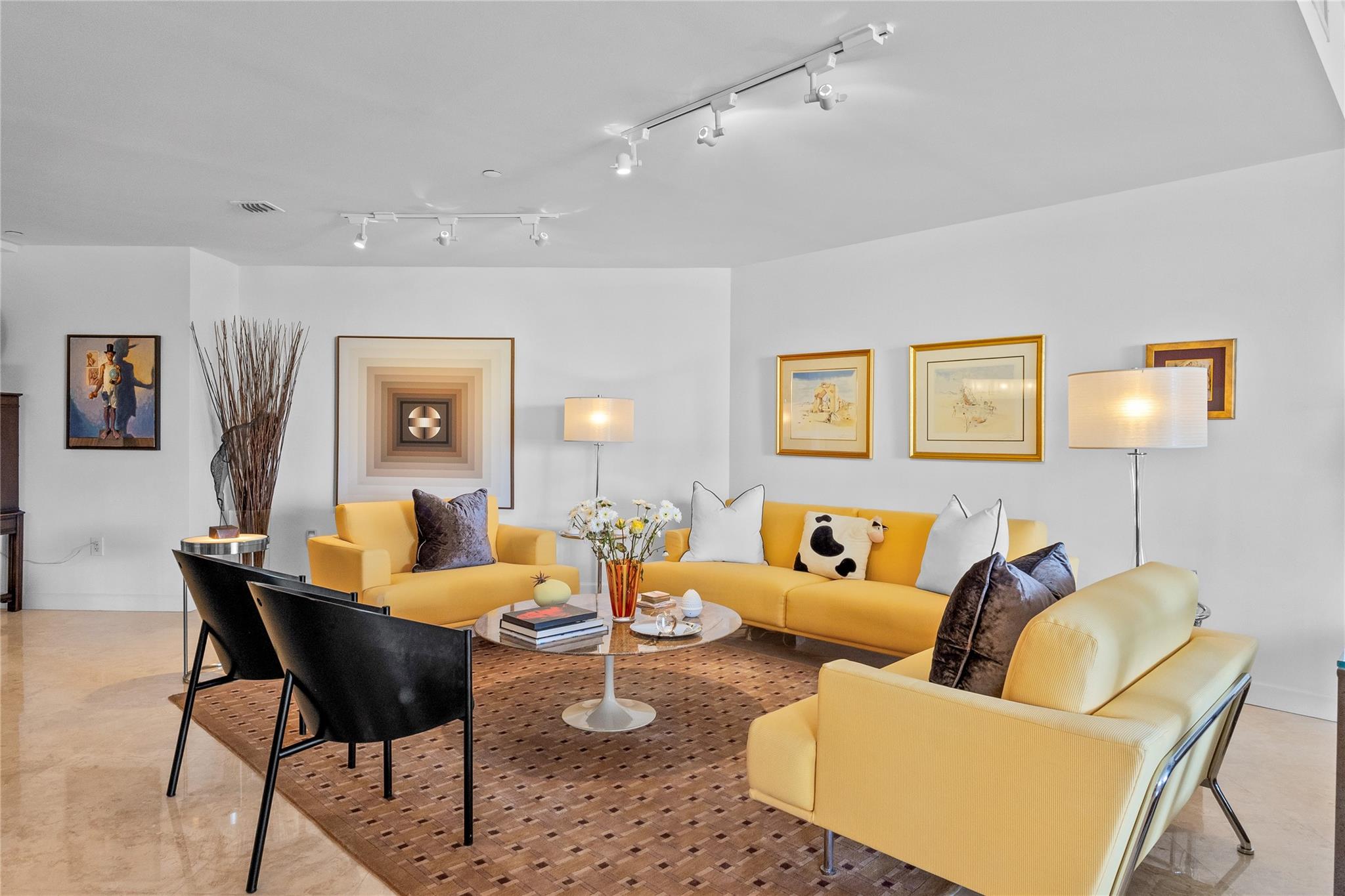 View photos, virtual tours, details... 615 Bayshore Dr 301