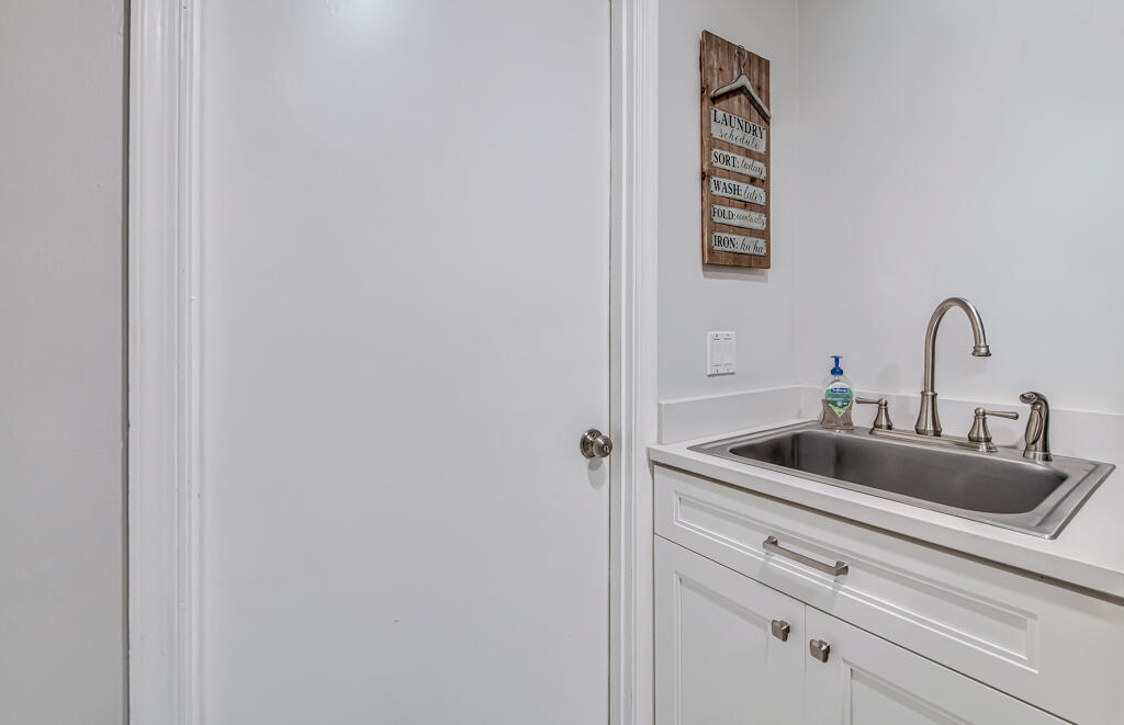 GREENVIEW SHORES 2 OF WELLINGTON - Residential