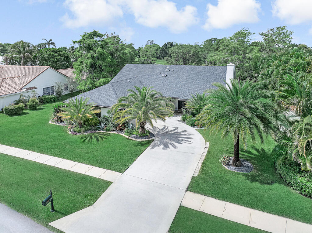 GREENVIEW SHORES 2 OF WELLINGTON - Residential