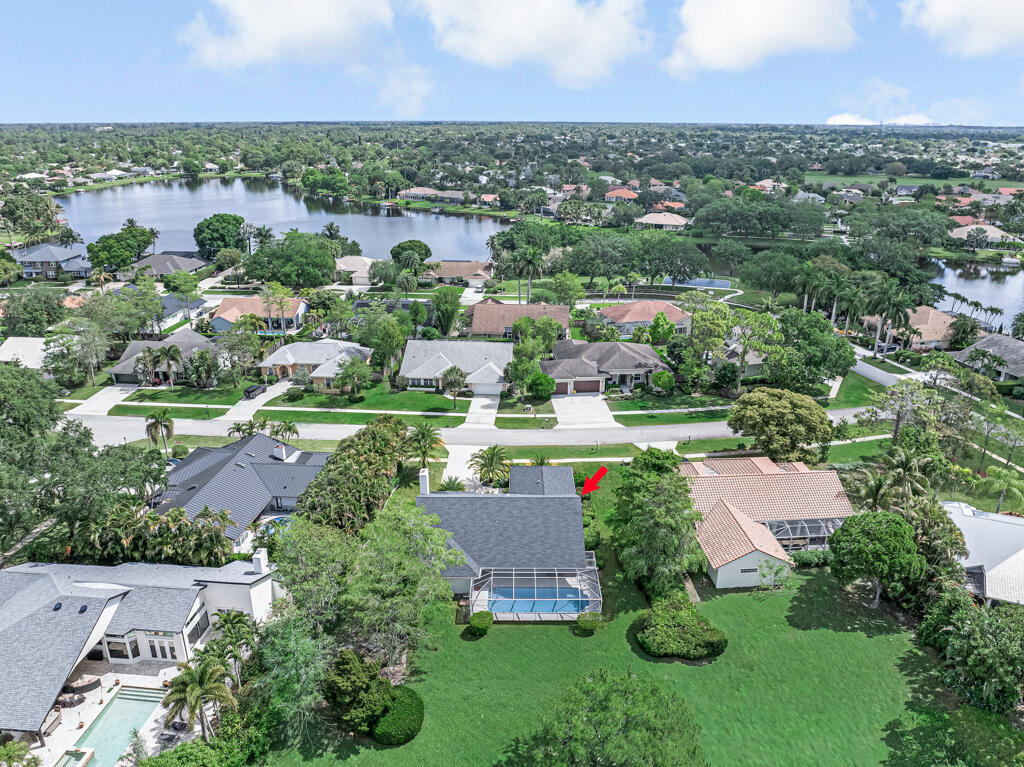 GREENVIEW SHORES 2 OF WELLINGTON - Residential