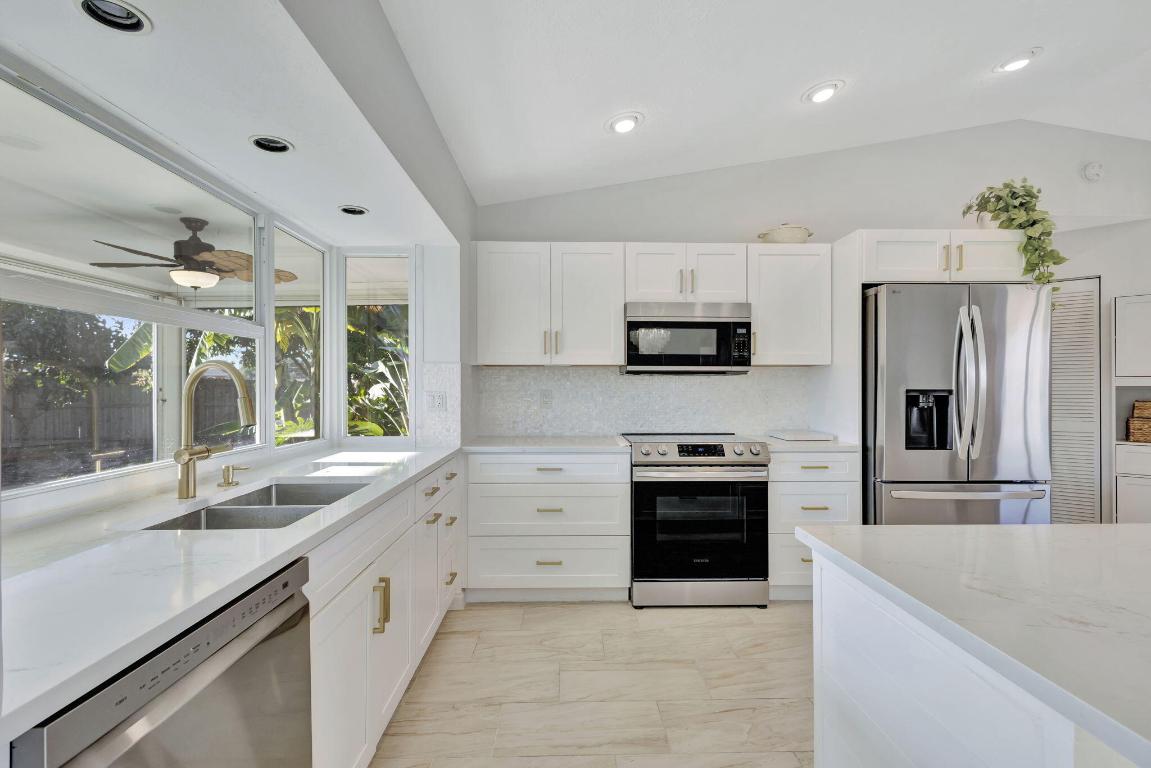 PORT ST LUCIE SECTION 40 - Residential