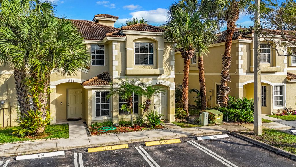 Photo of 816 Summit Lake Drive, West Palm Beach, FL 33406 (MLS # B26030631)