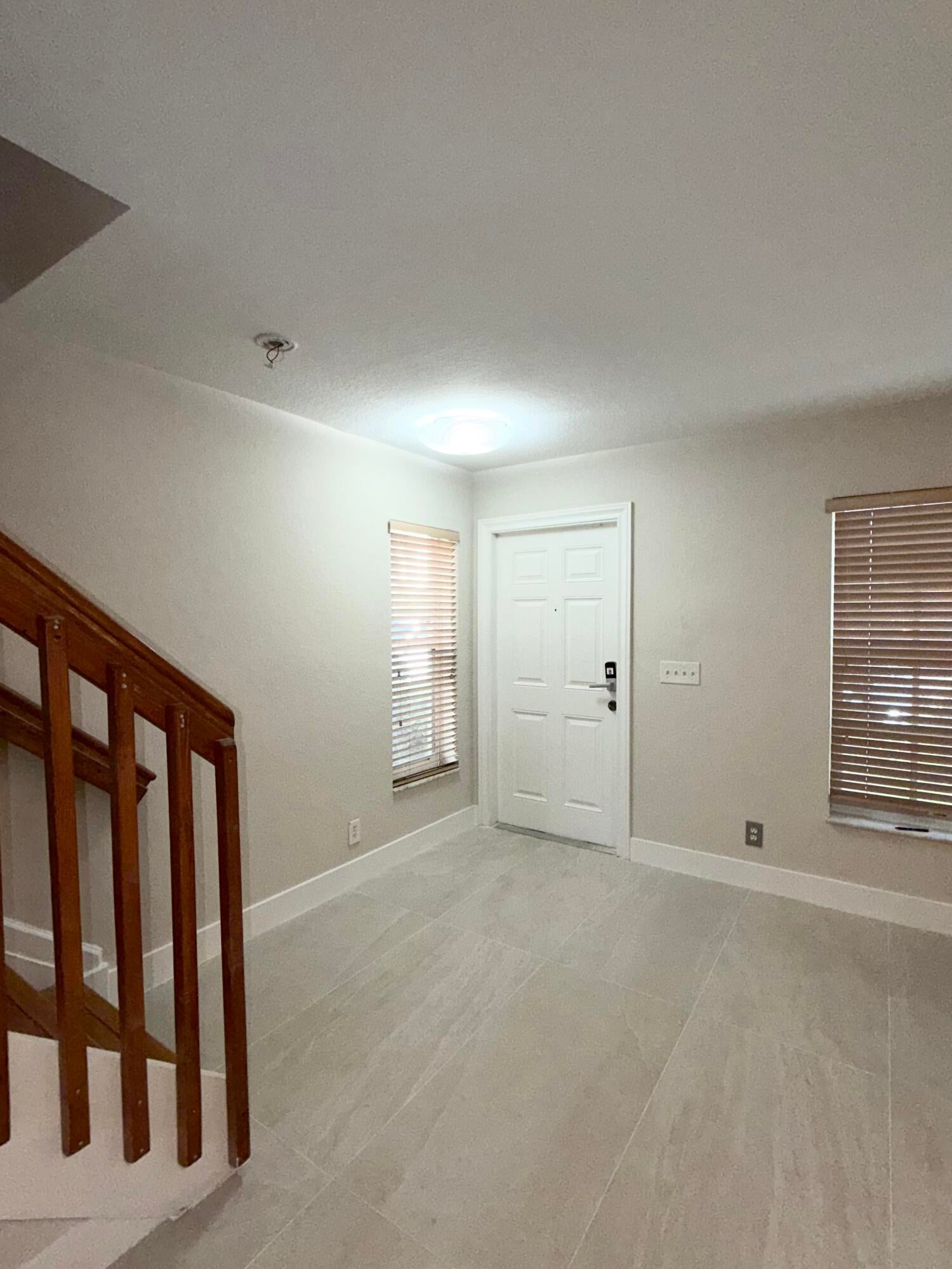 816 Summit Lake Drive