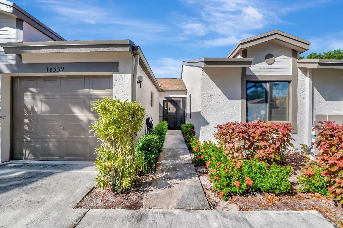 18559 Breezy Palm Way